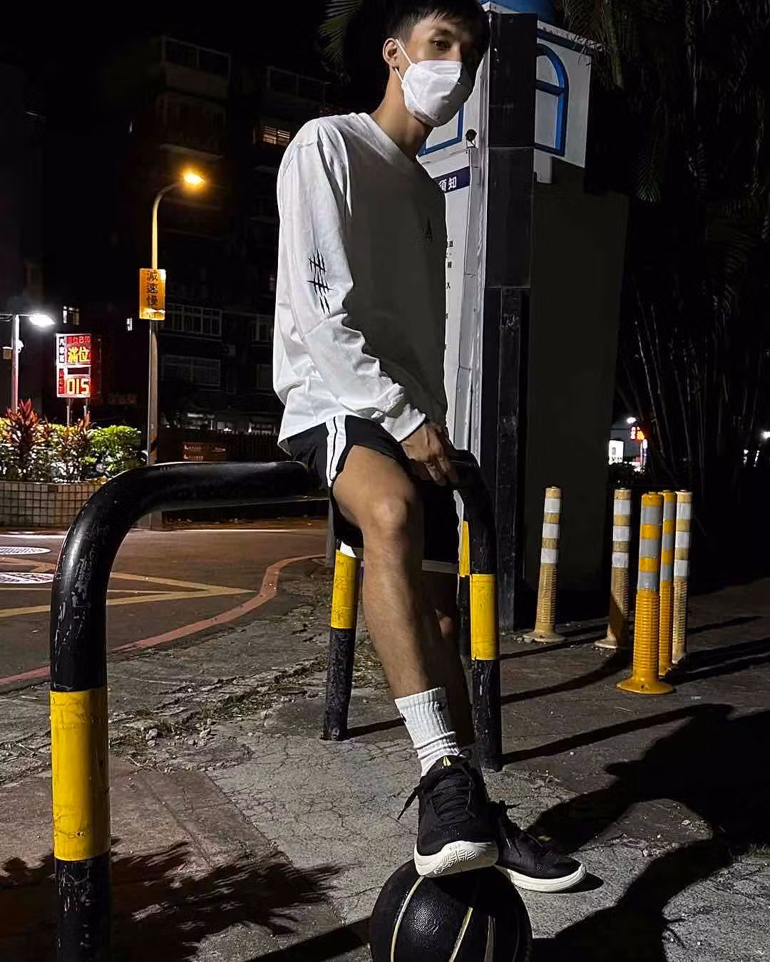 Nike Kyrie Flytrap 5 'Black' CZ4100-004 Nike Kyrie Flytrap 5 'Black' CZ4100-004